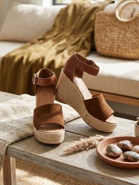 Nine West Adell Brown Suede Espadrille Wedge Sandals - Boho Neutral Summer Essen